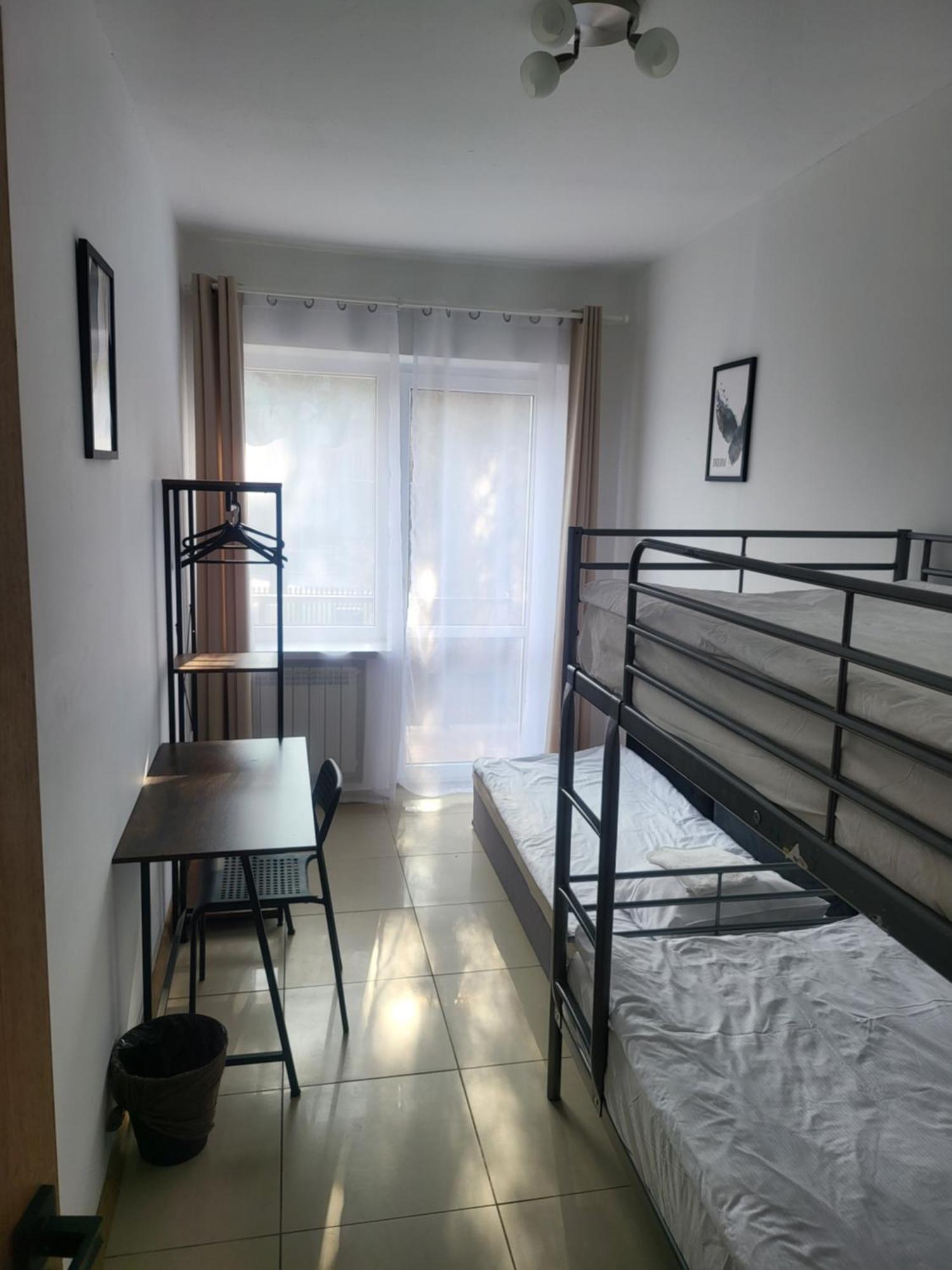 Rooms4Rest Popularna - Private Rooms For Tourists - Atr Consulting Sp, Z O,O, Warsaw Exterior photo