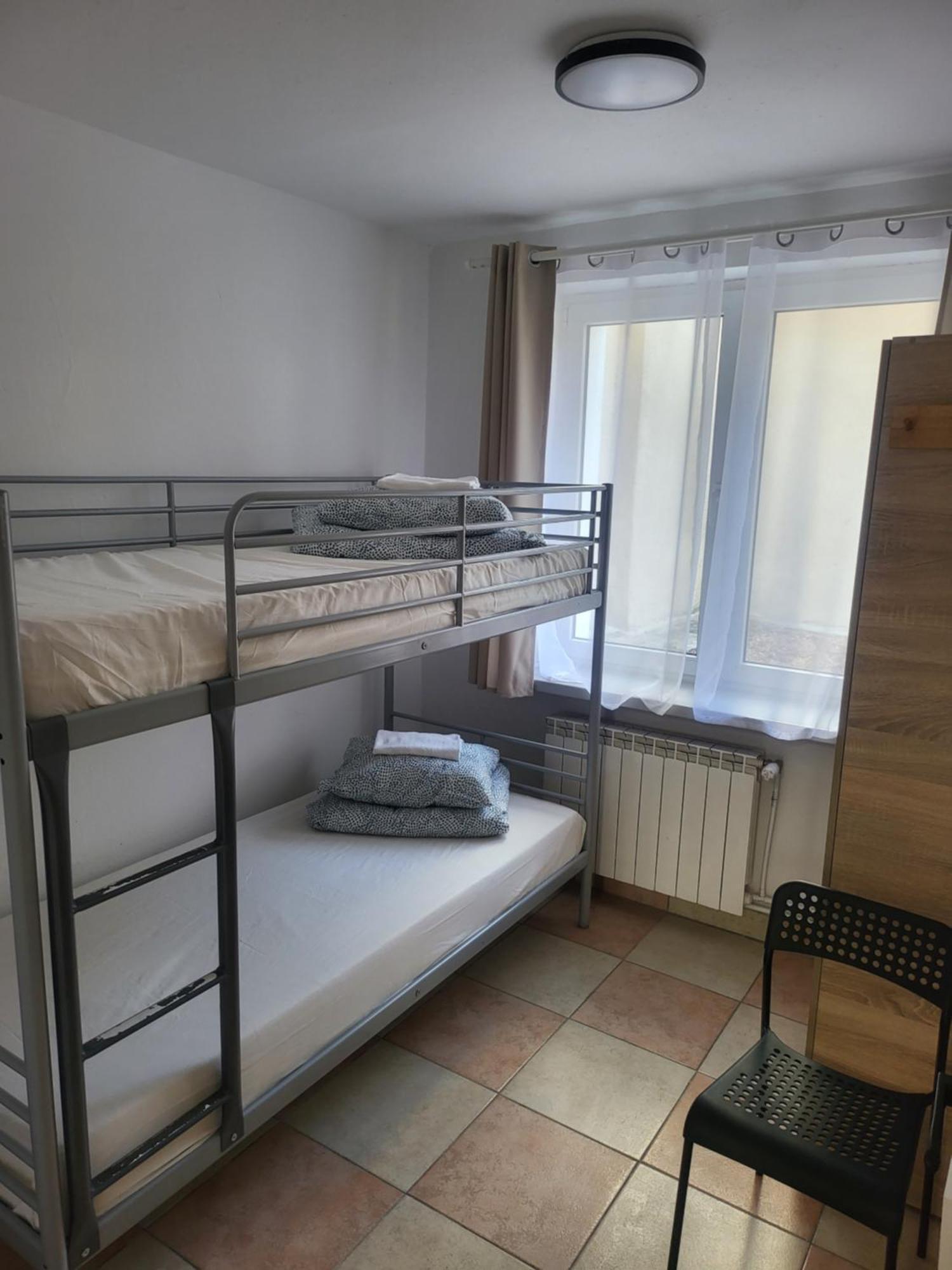 Rooms4Rest Popularna - Private Rooms For Tourists - Atr Consulting Sp, Z O,O, Warsaw Exterior photo