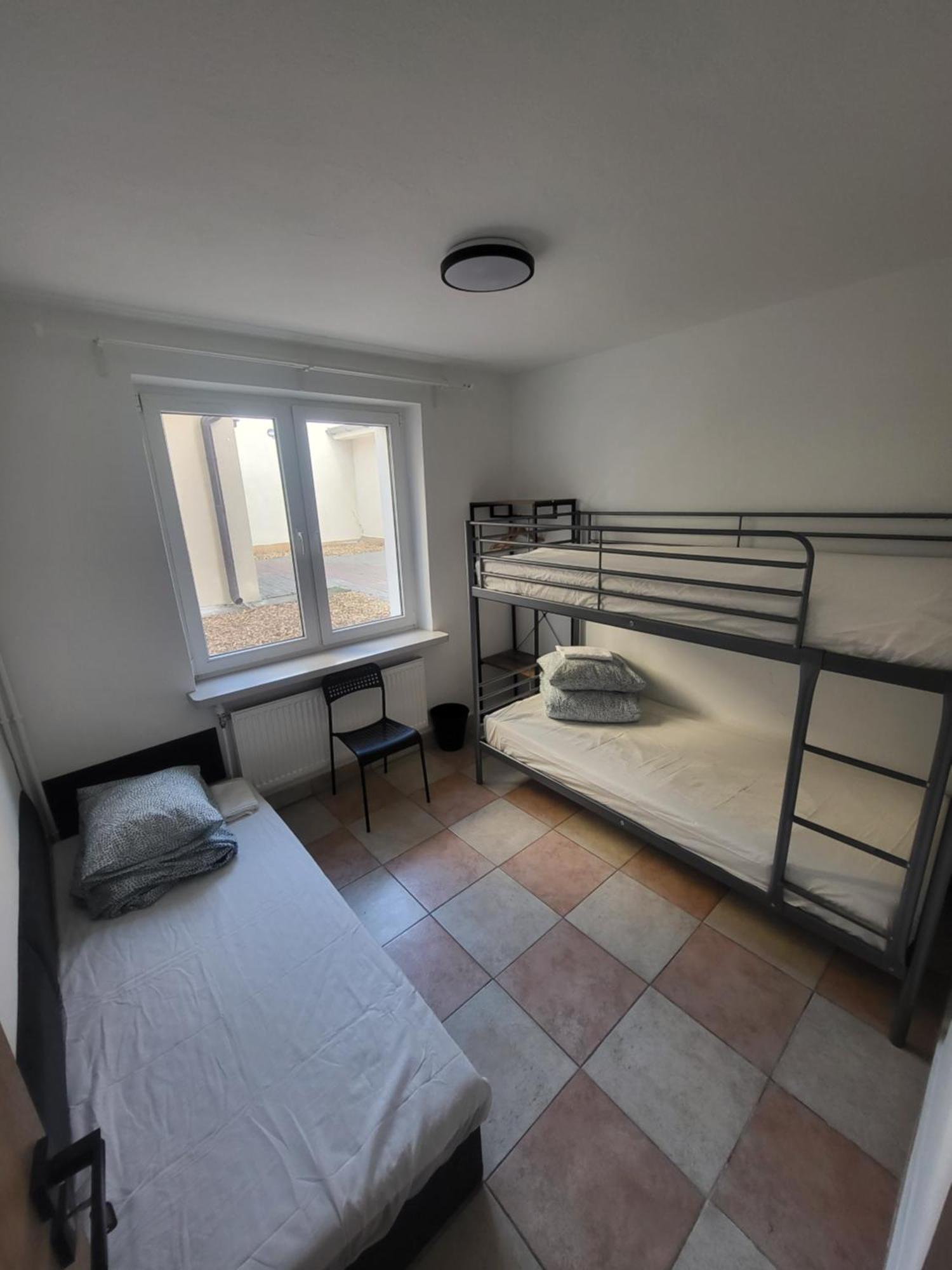 Rooms4Rest Popularna - Private Rooms For Tourists - Atr Consulting Sp, Z O,O, Warsaw Exterior photo