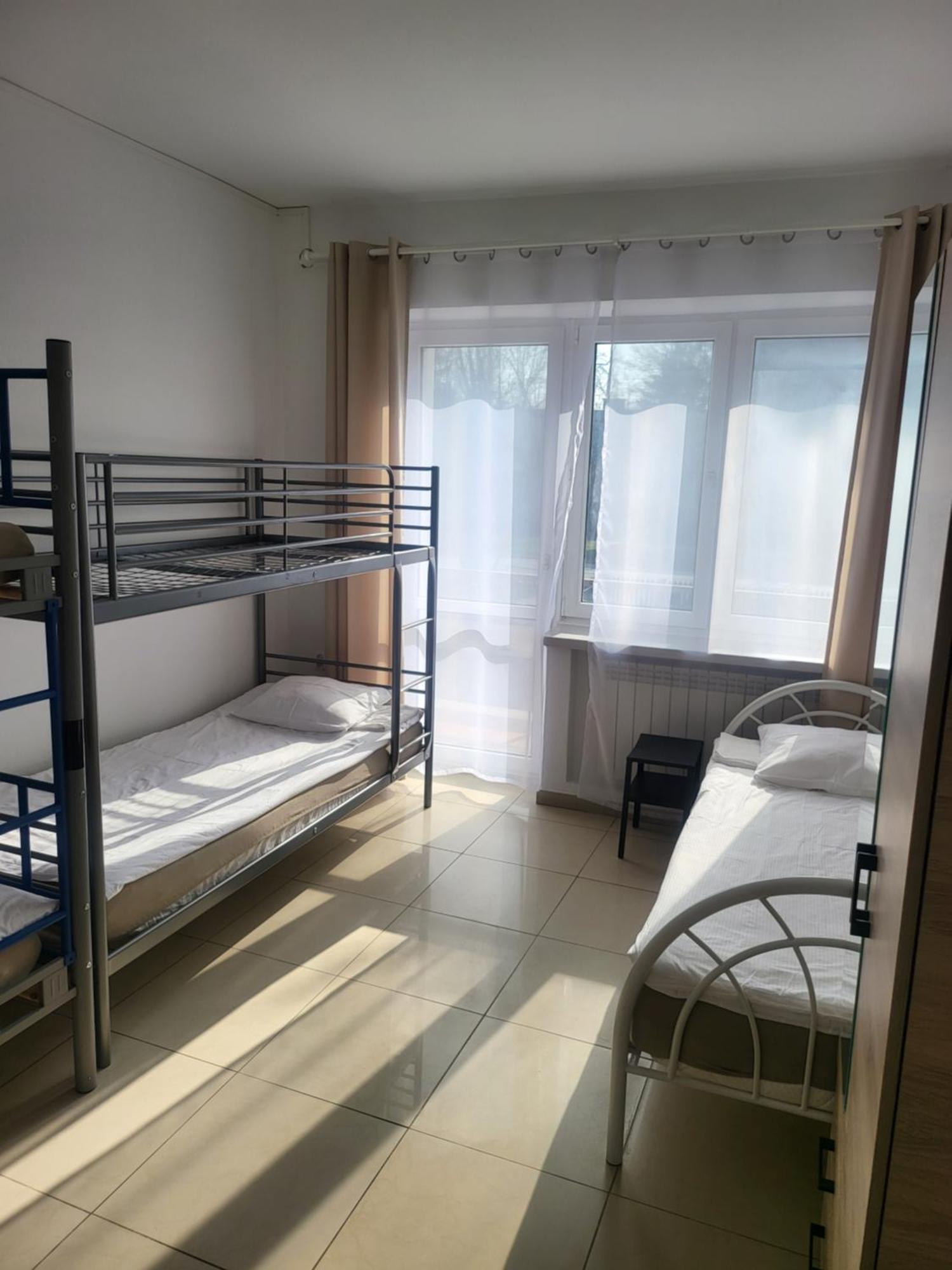 Rooms4Rest Popularna - Private Rooms For Tourists - Atr Consulting Sp, Z O,O, Warsaw Exterior photo